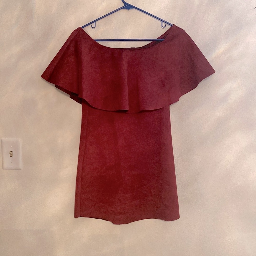 Off shoulder mini dress ! Suede texture material